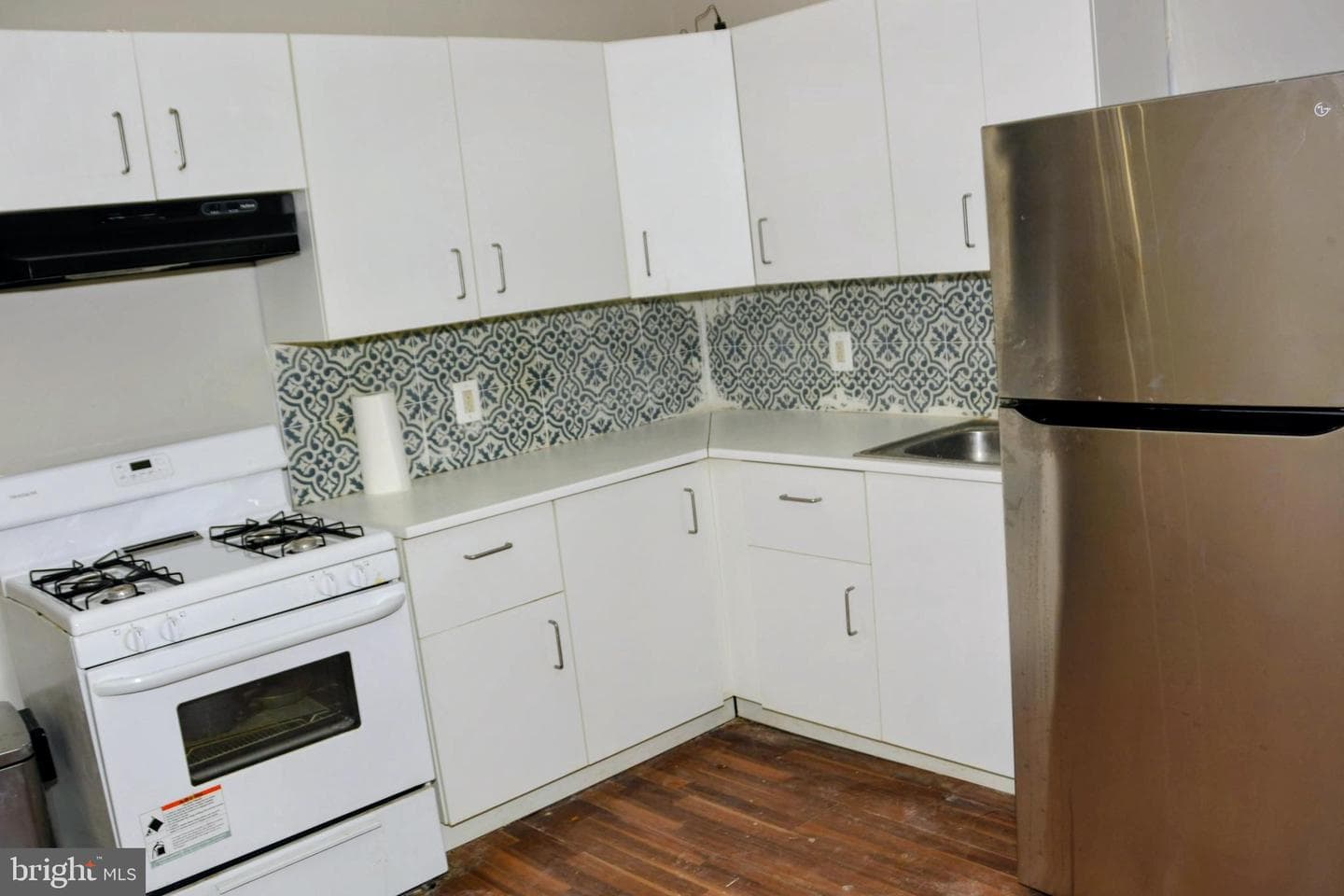 2929 Walbrook Avenue photo 5