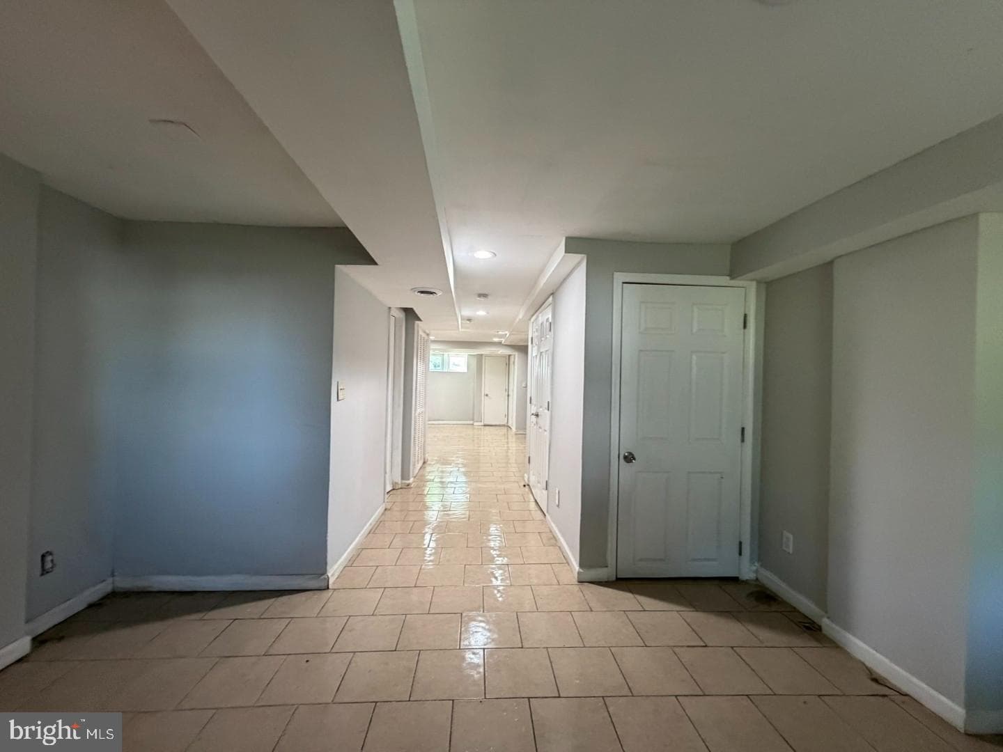 65 N Monastery Avenue photo 24
