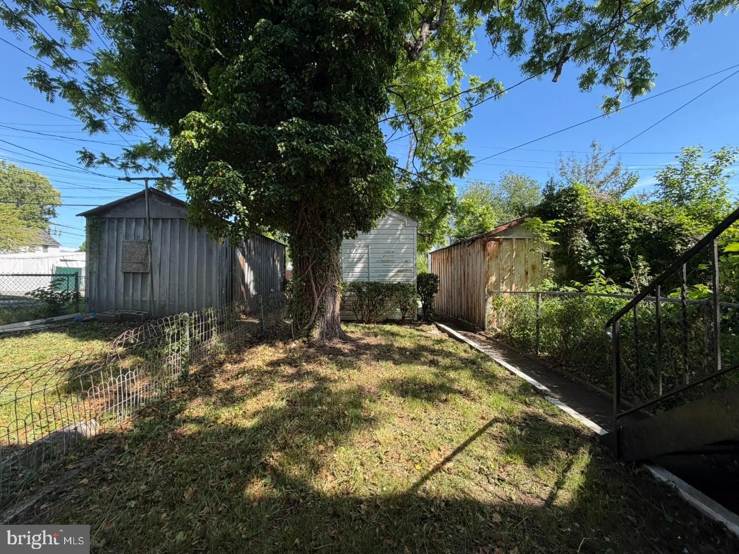 65 N Monastery Avenue photo 26