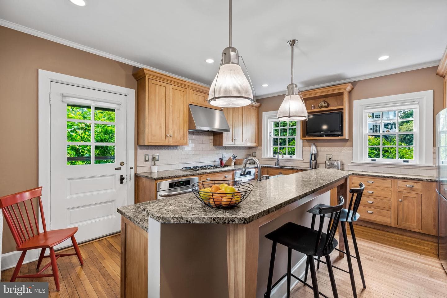 222 Longwood Road photo 23