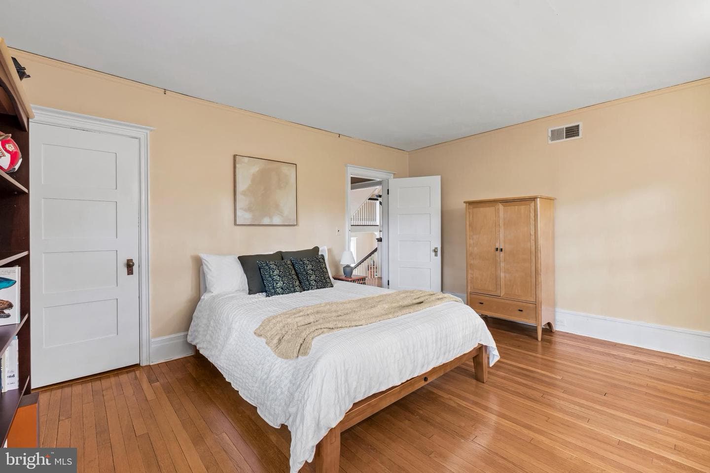 222 Longwood Road photo 46