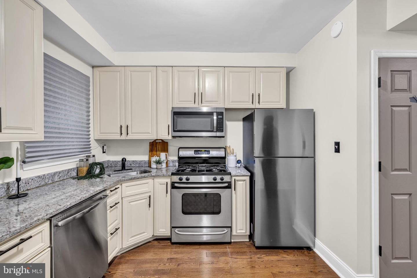1172 Washington Boulevard photo 10