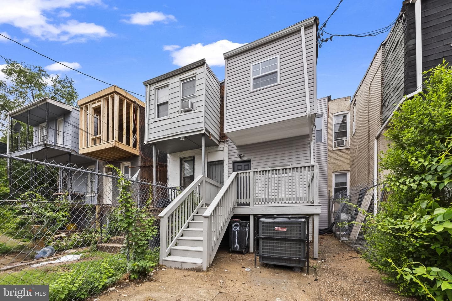 2117 Clifton Avenue photo 21