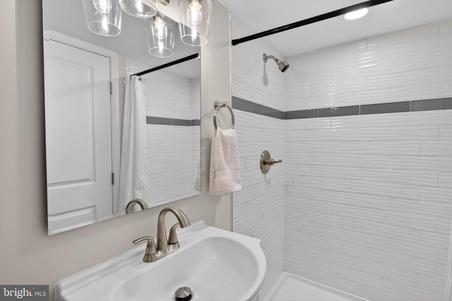 3421 Orlando Avenue photo 30