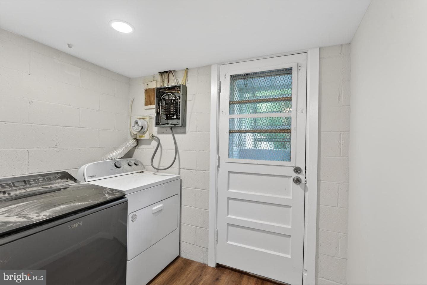 3421 Orlando Avenue photo 32