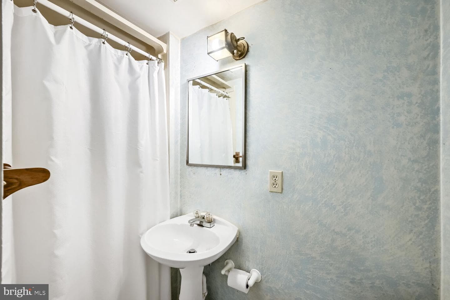 802 Umbra Street photo 15