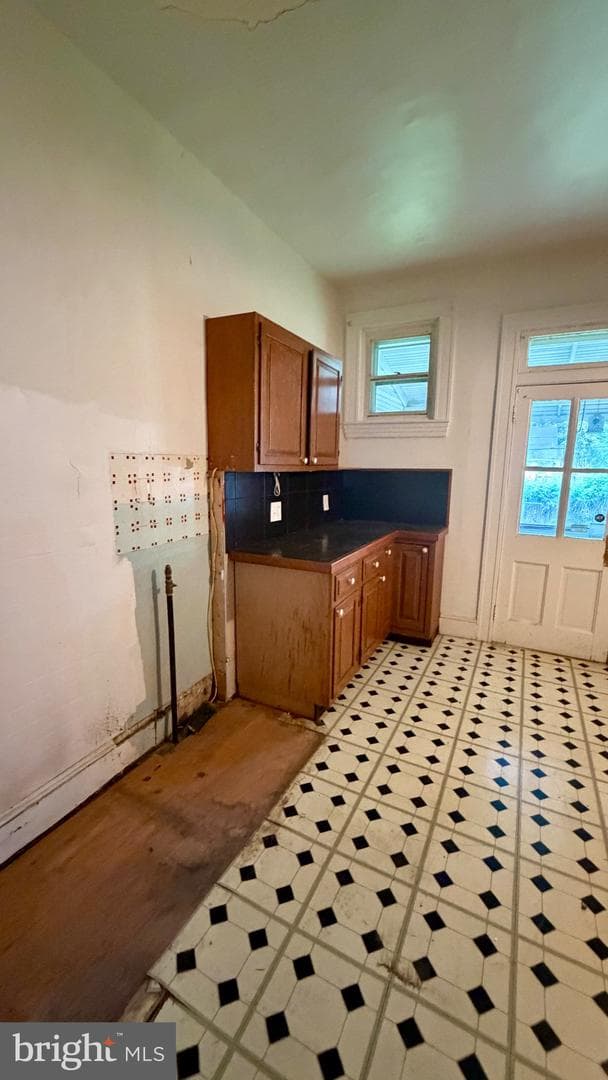 2913 Fleetwood Avenue photo 11
