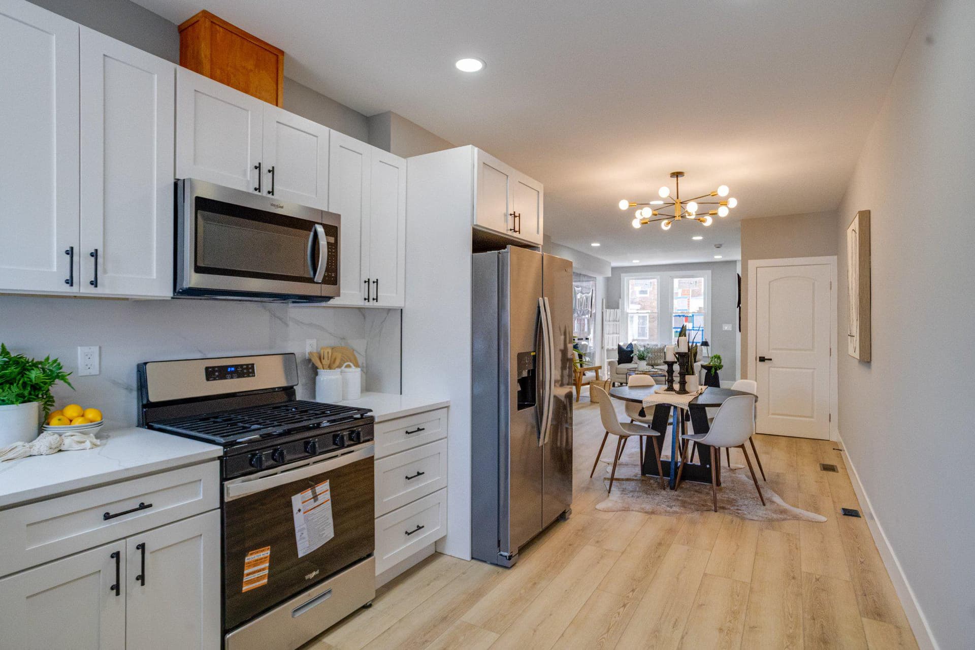 2842 Mayfield Avenue photo 17