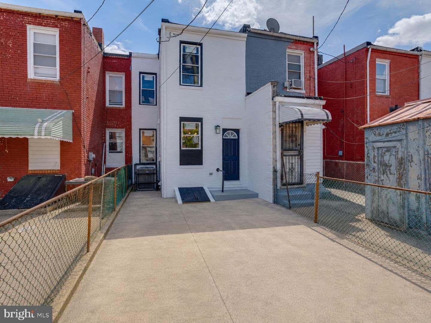 2842 Mayfield Avenue photo 44