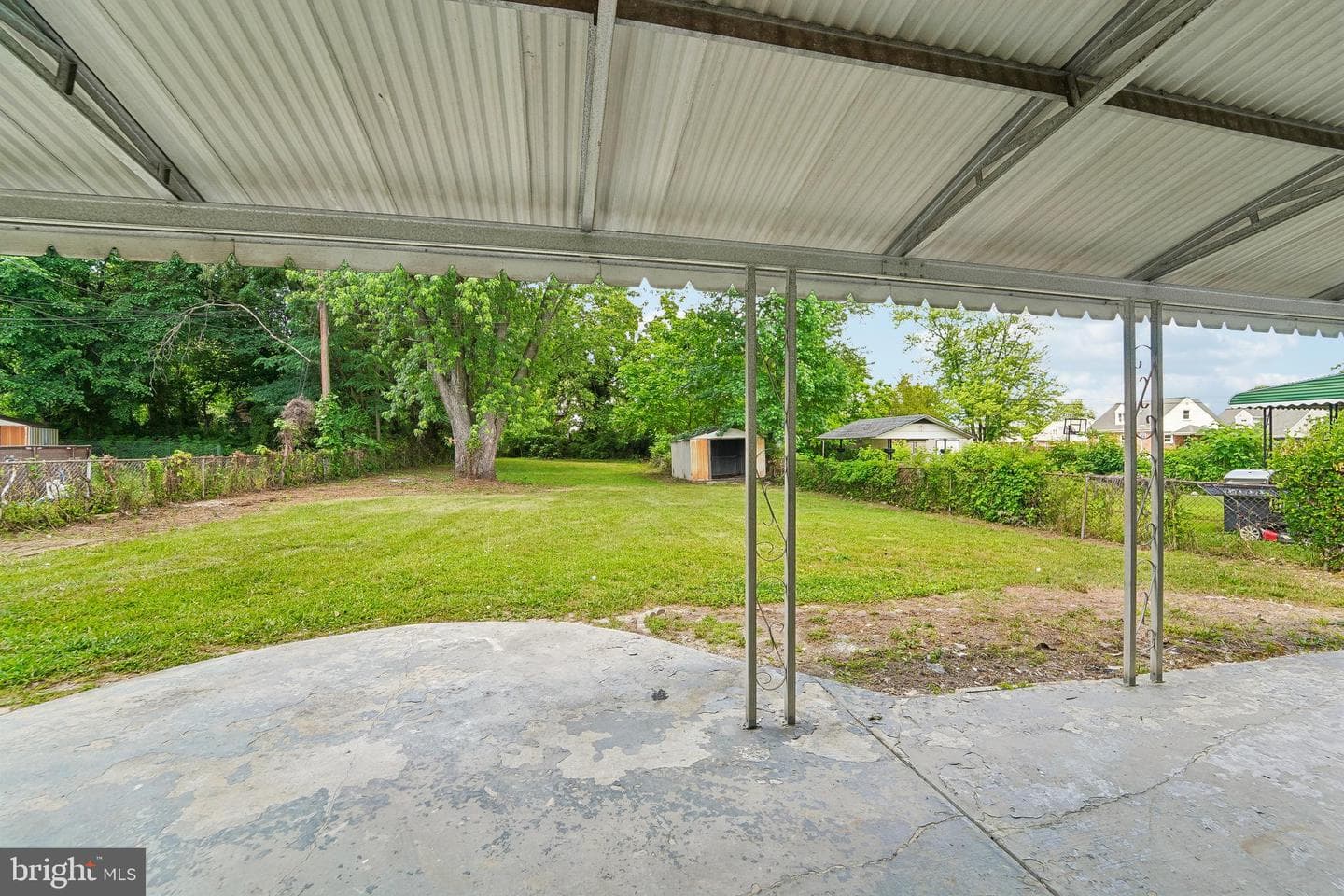 5404 Radecke Avenue photo 32