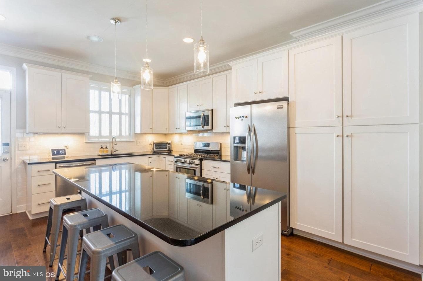 2818 E Baltimore Street photo 19