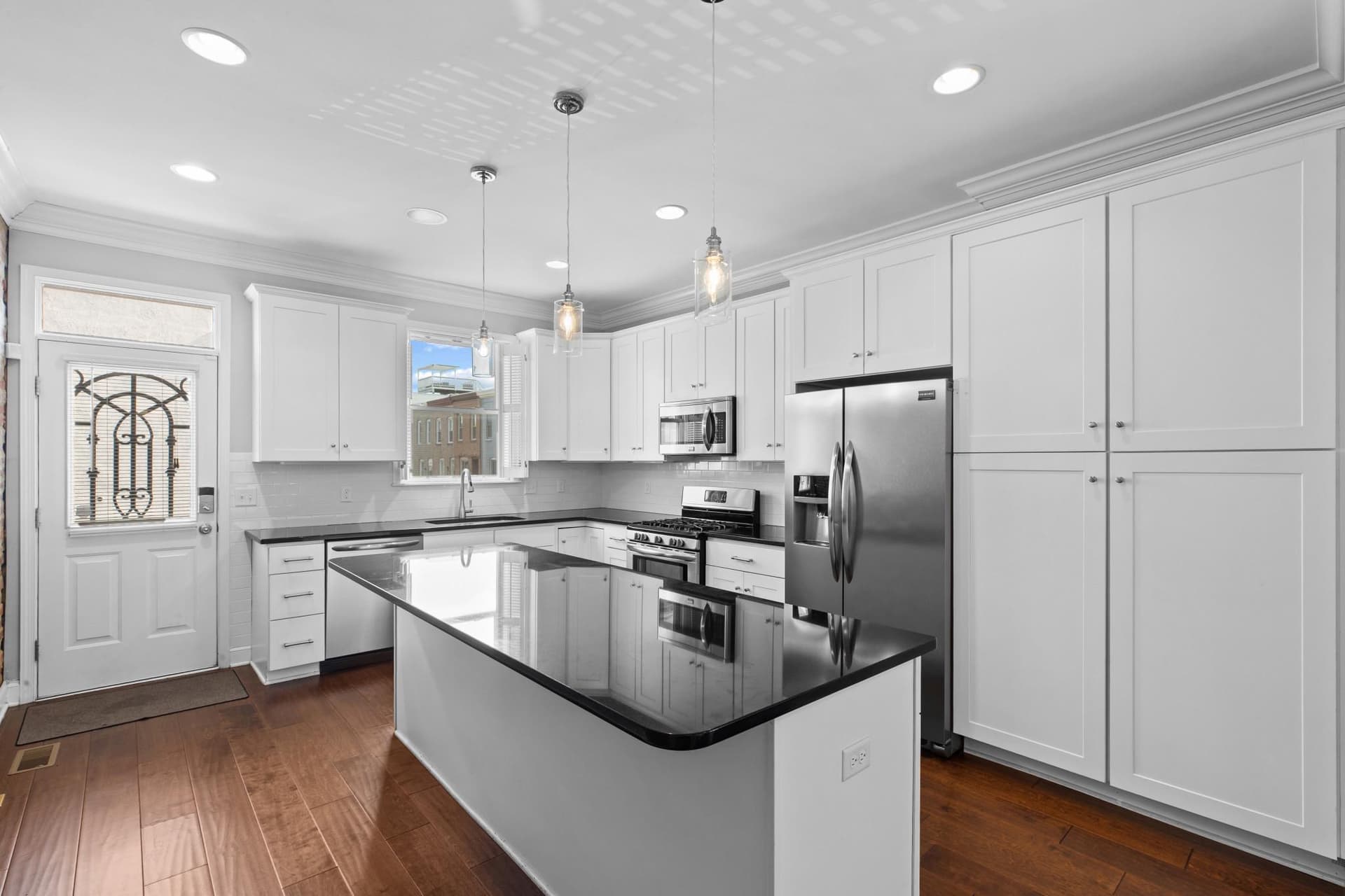 2818 E Baltimore Street photo 20