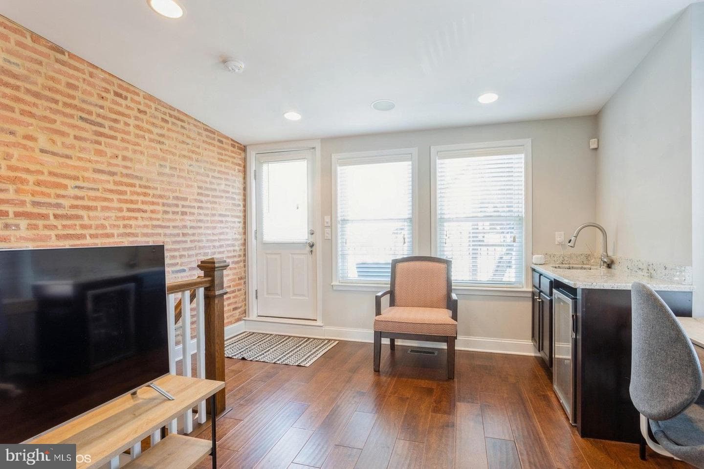 2818 E Baltimore Street photo 51