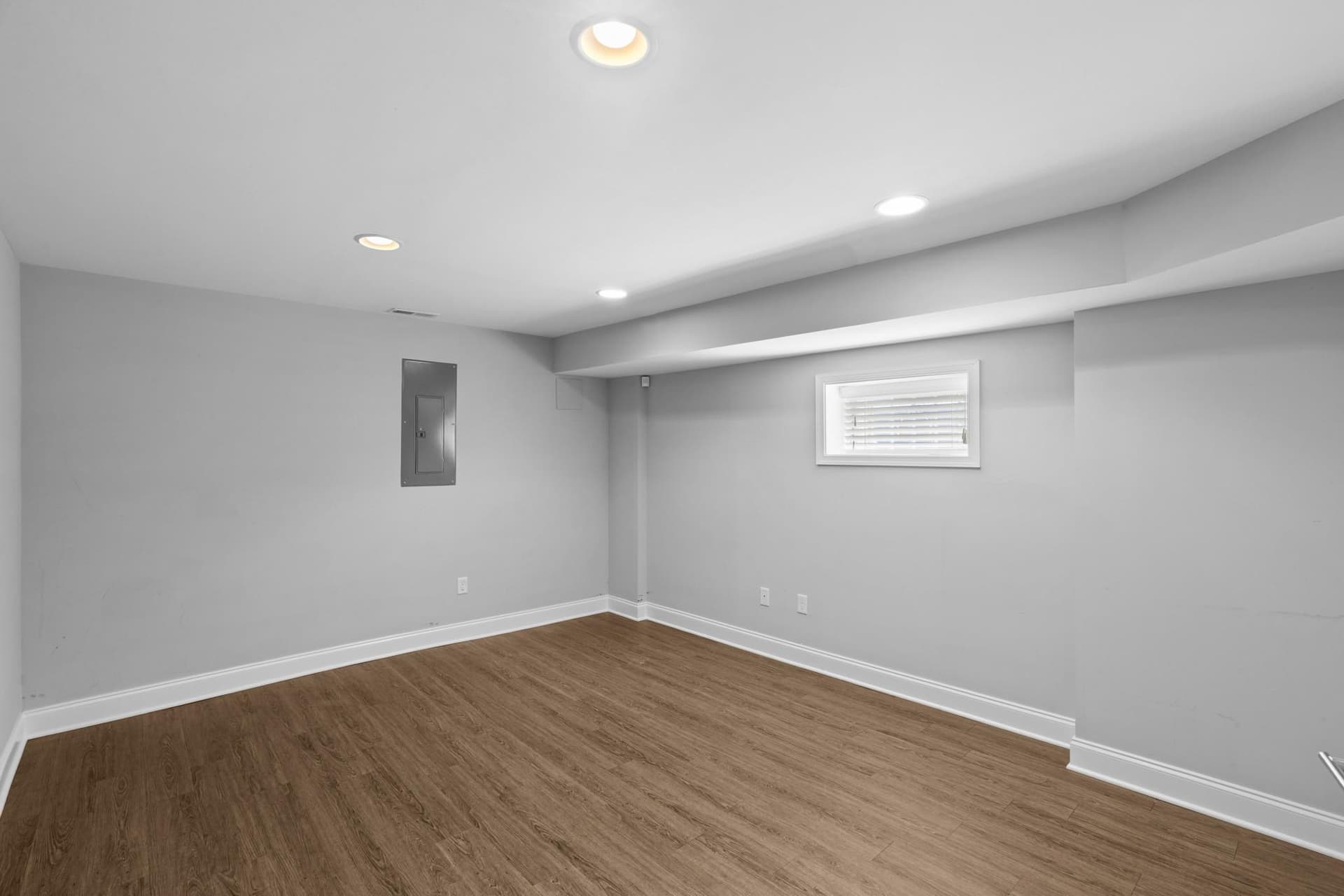 2818 E Baltimore Street photo 64