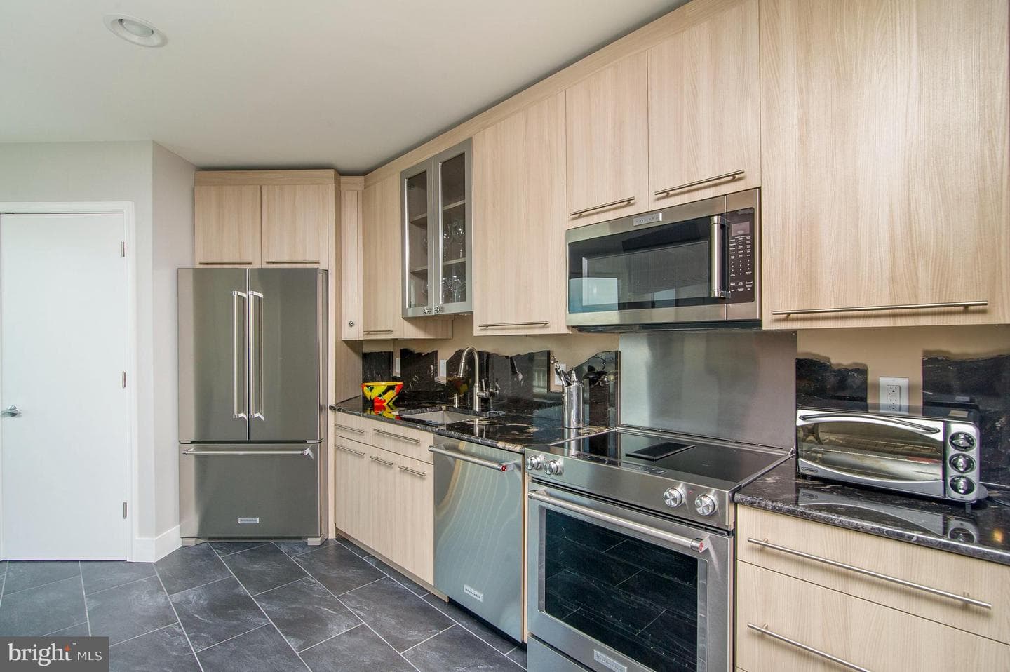100 Harborview Drive #1610 photo 7