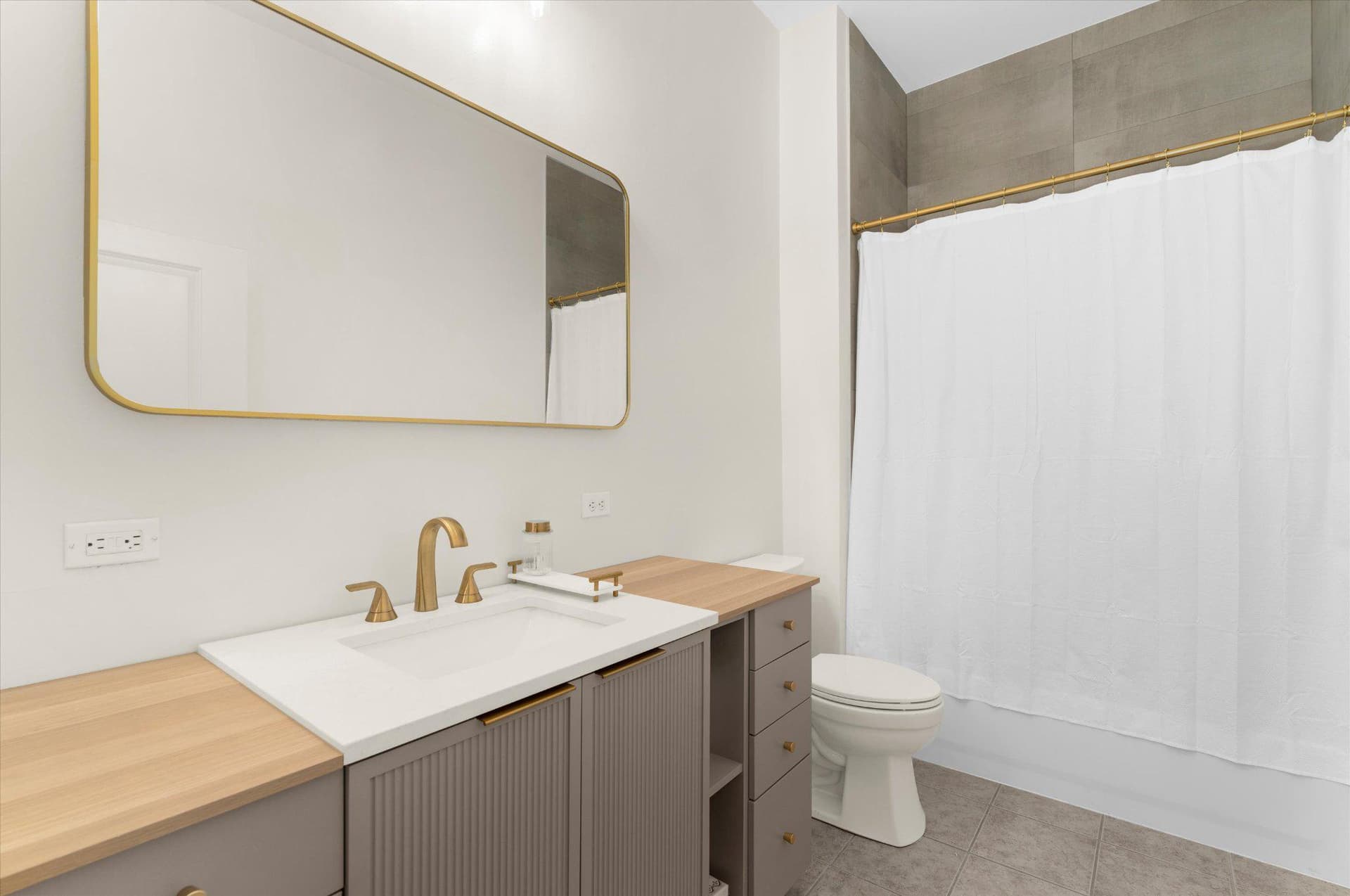 1209 N Charles Street #114 photo 20
