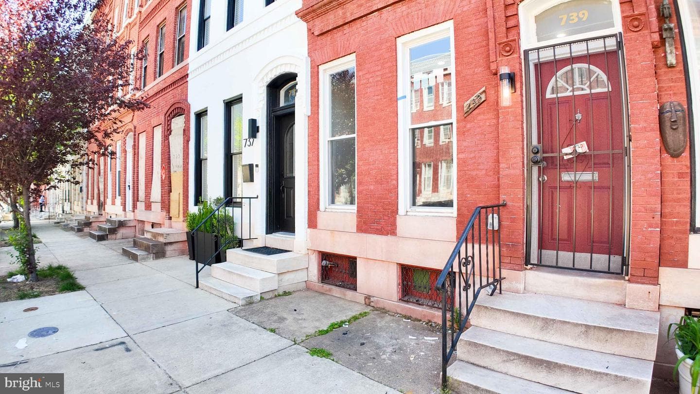 739 Dolphin St, Baltimore