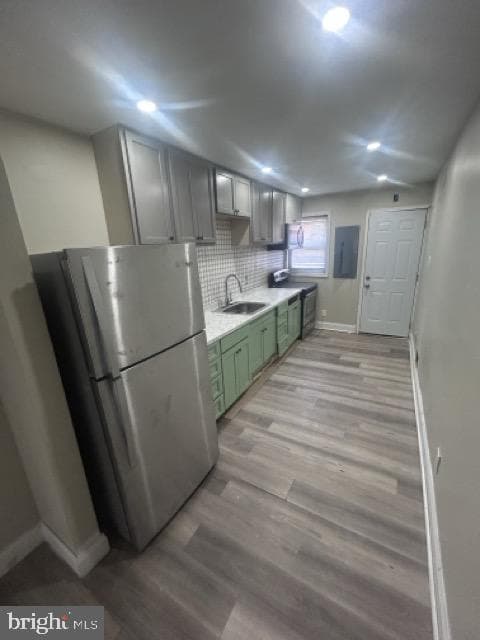 1535 Holbrook Street photo 9