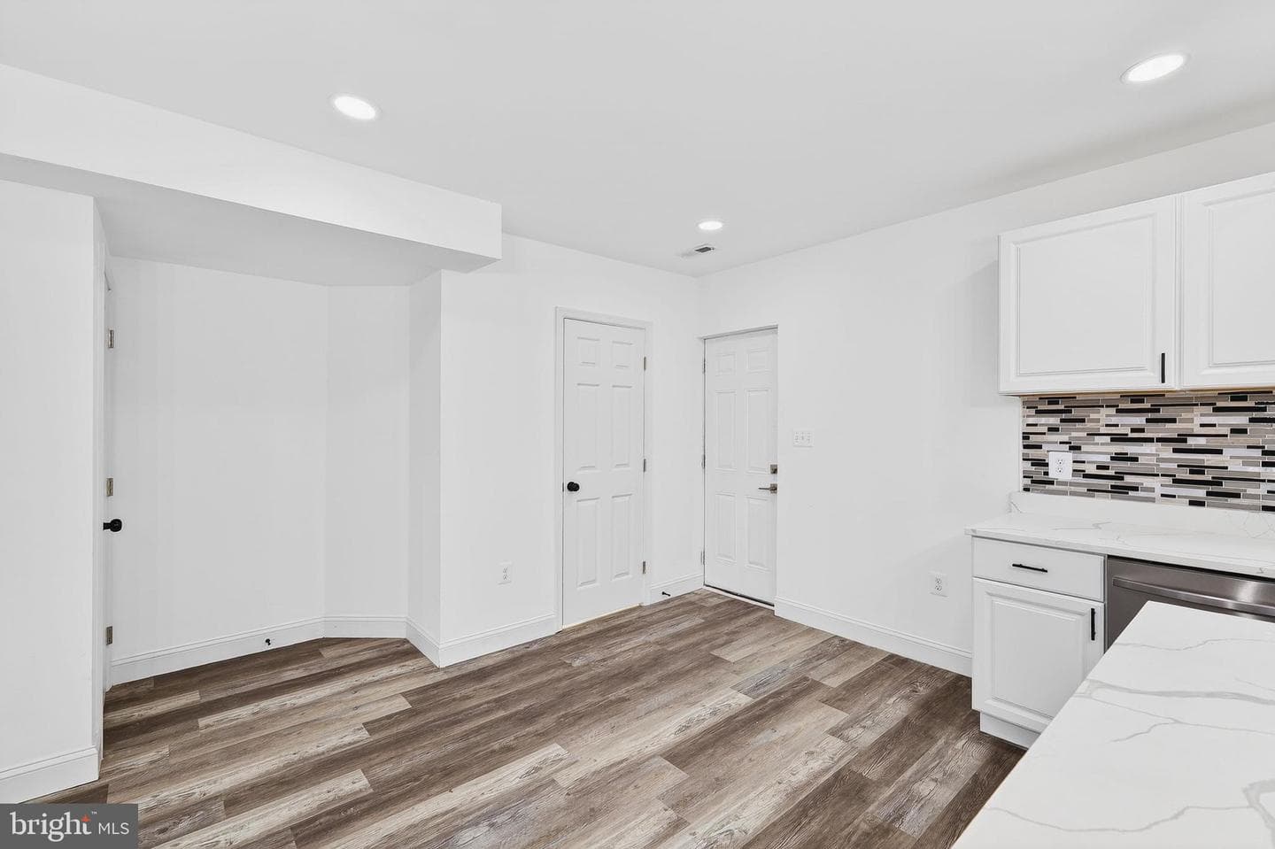 2500 W Franklin Street photo 11