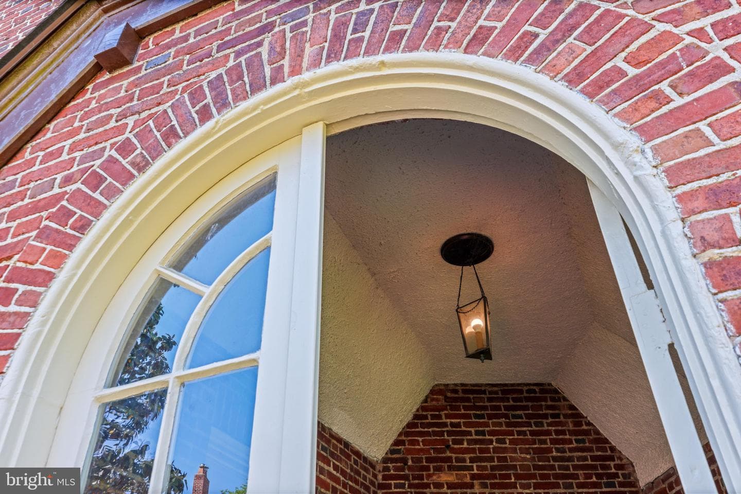 407 Bretton Place photo 13