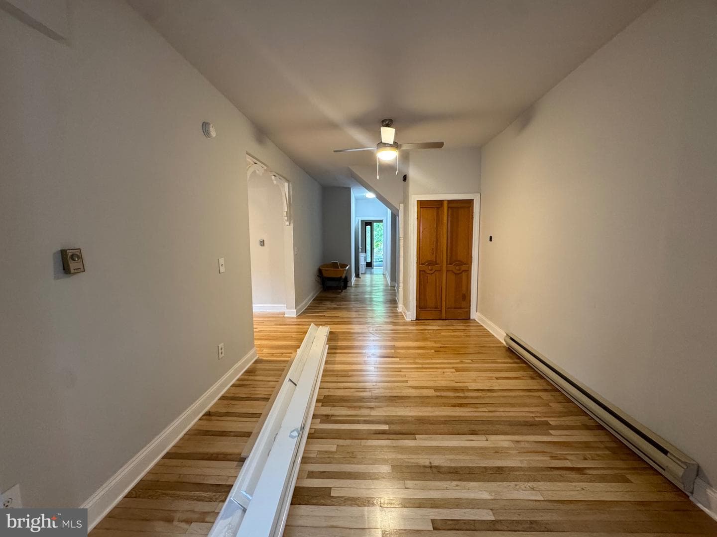 917 Chauncey Avenue photo 4
