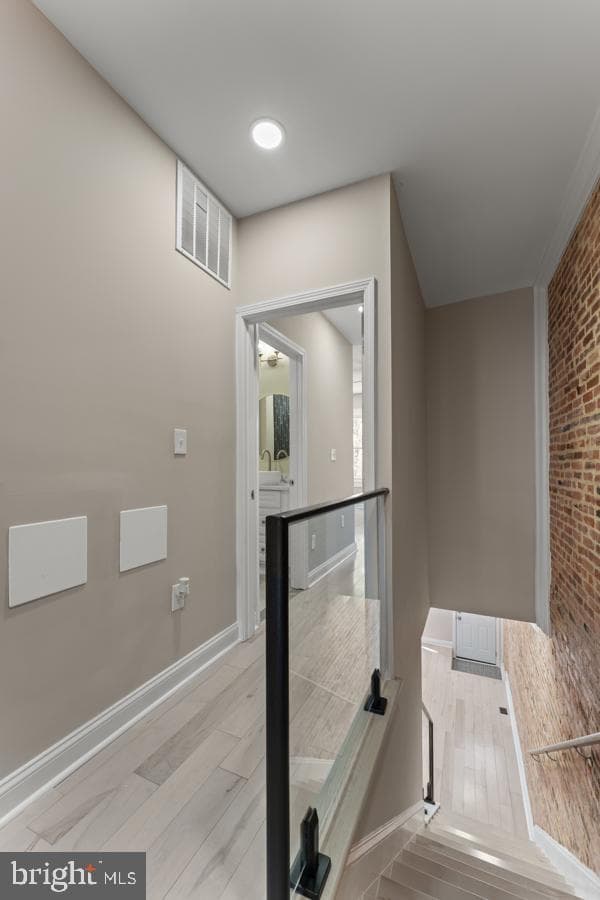 2528 Ashland Avenue photo 31