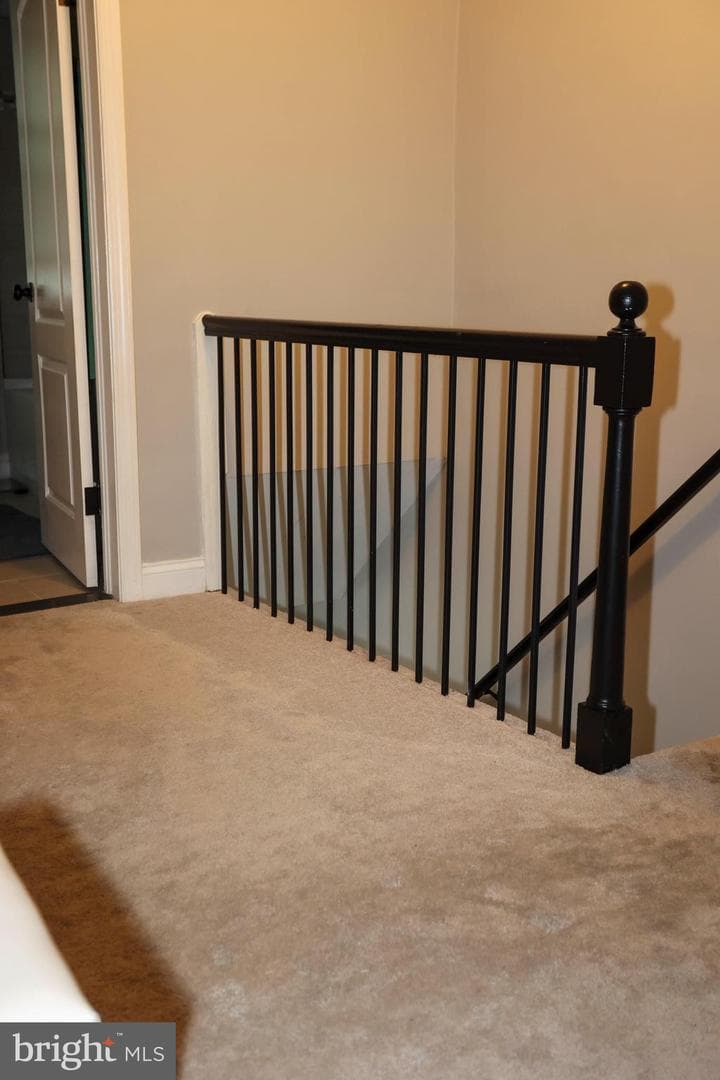 910 Dartmouth Road photo 30