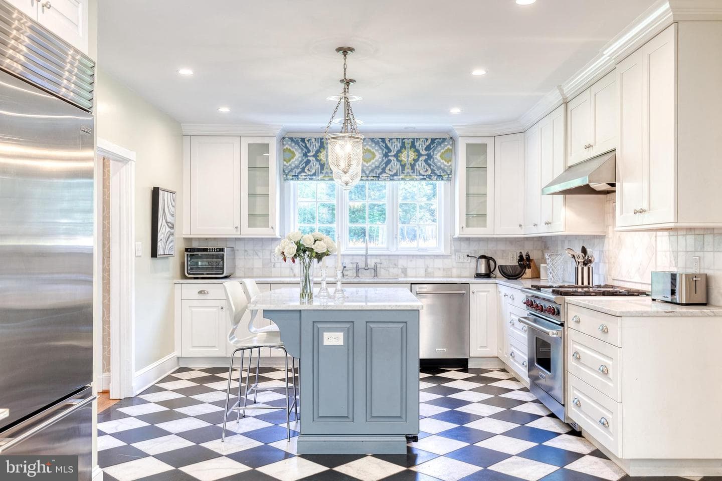114 Castlewood Road photo 14