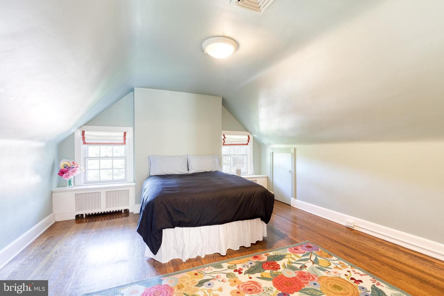 114 Castlewood Road photo 50