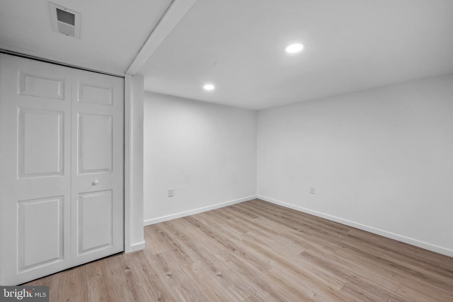 2505 Oakley Avenue photo 34