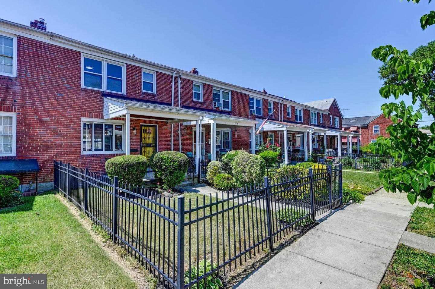 5434 Price Avenue photo 2