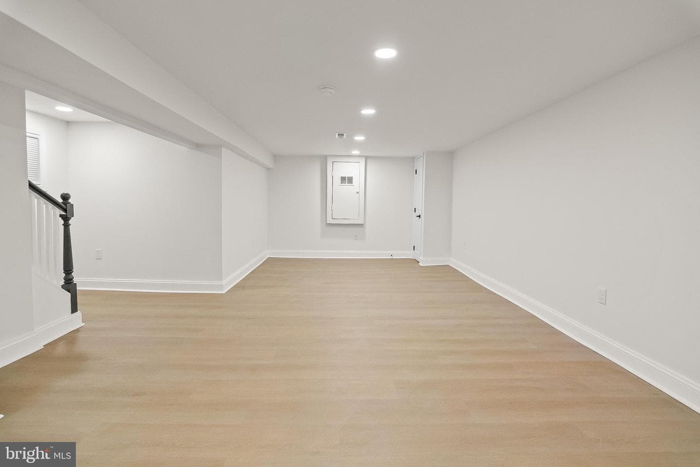 605 Woodbourne Avenue photo 41