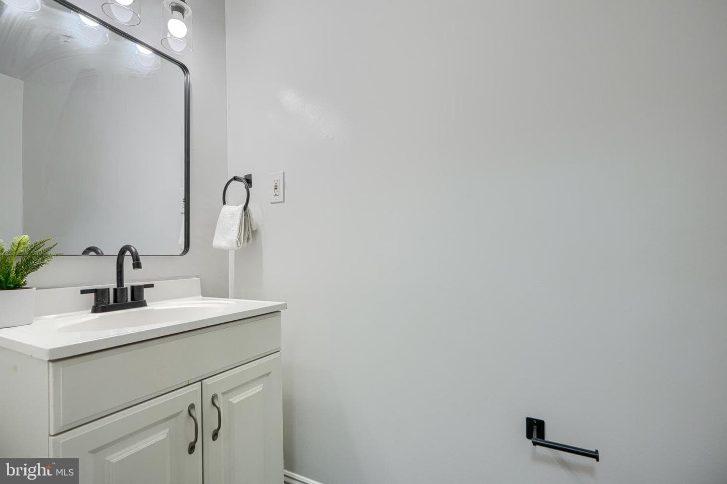 3012 E Baltimore Street photo 22