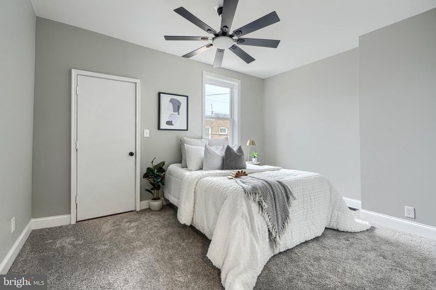 3012 E Baltimore Street photo 25