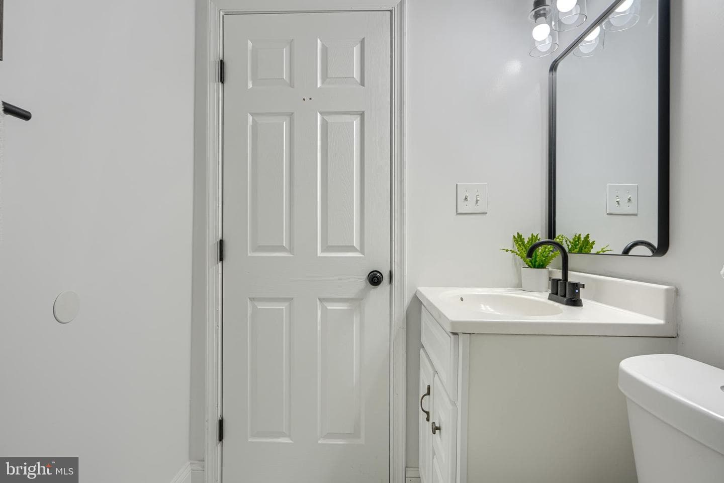 3012 E Baltimore Street photo 32