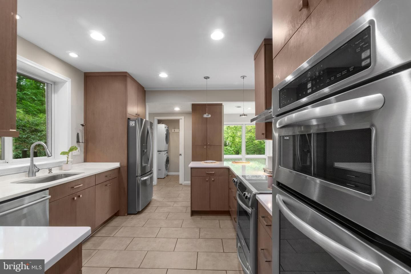 2215 Cross Country Boulevard photo 20