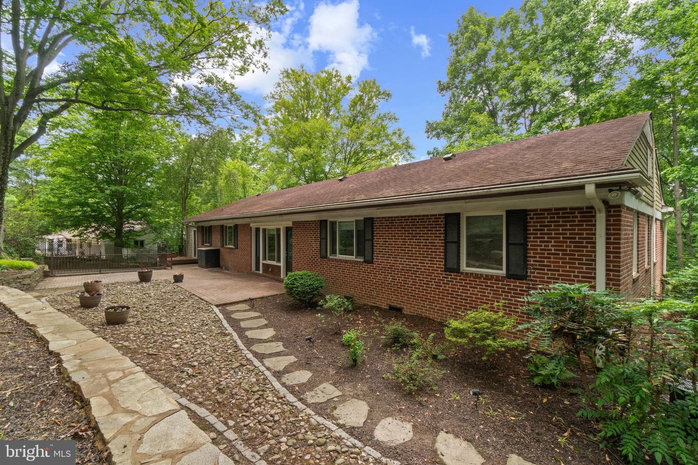 2215 Cross Country Boulevard photo 35