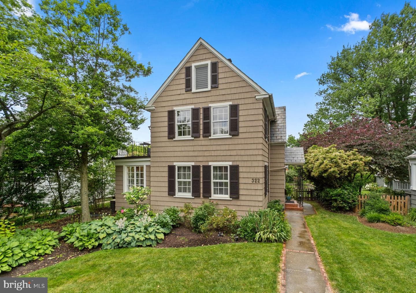 322 Saint Dunstans Road, Baltimore