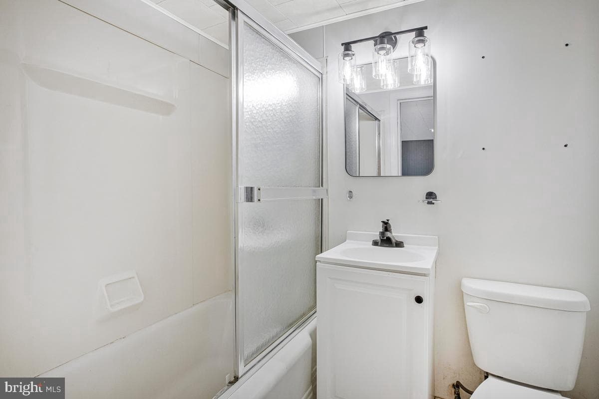 3040 E Federal Street photo 33