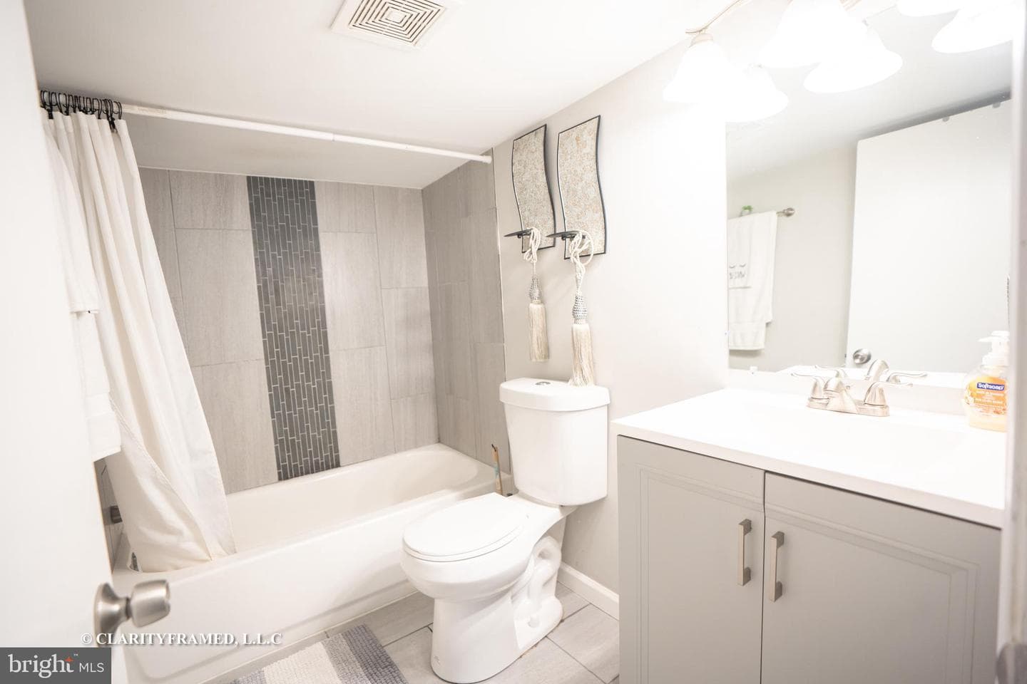 3402 W Mulberry Street photo 17