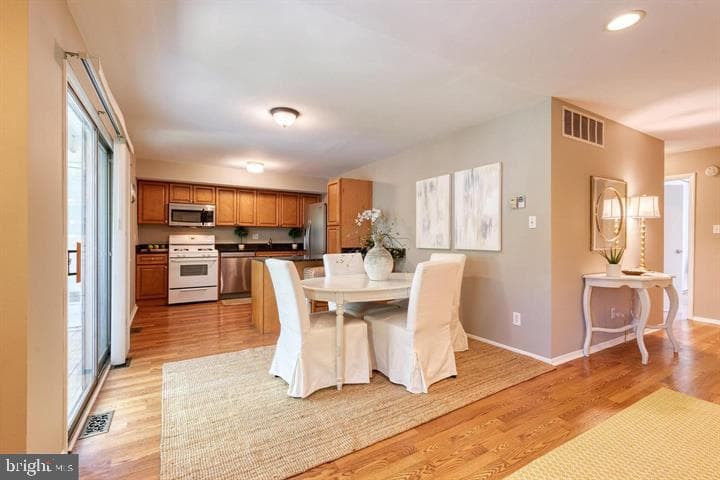 331 Homeland Southway #3b photo 8