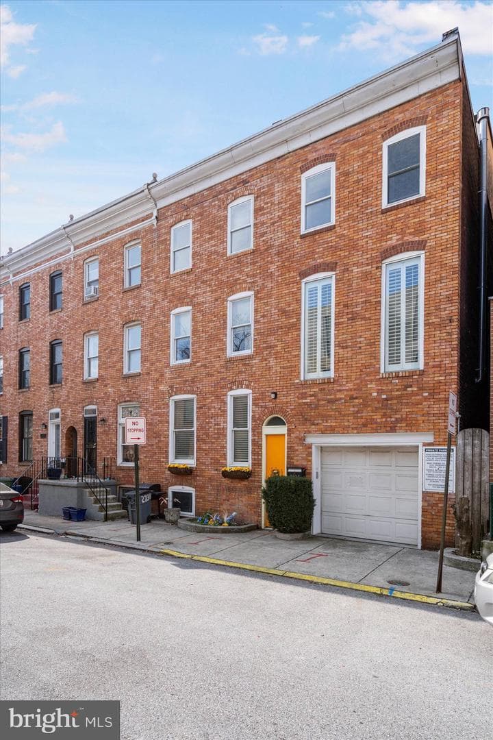 2125 Cambridge, Baltimore