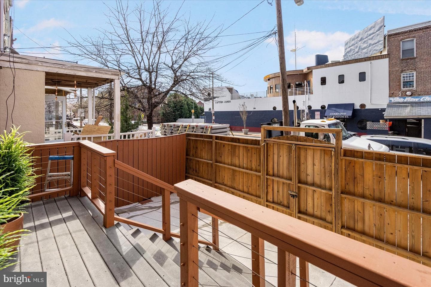 2125 Cambridge photo 52
