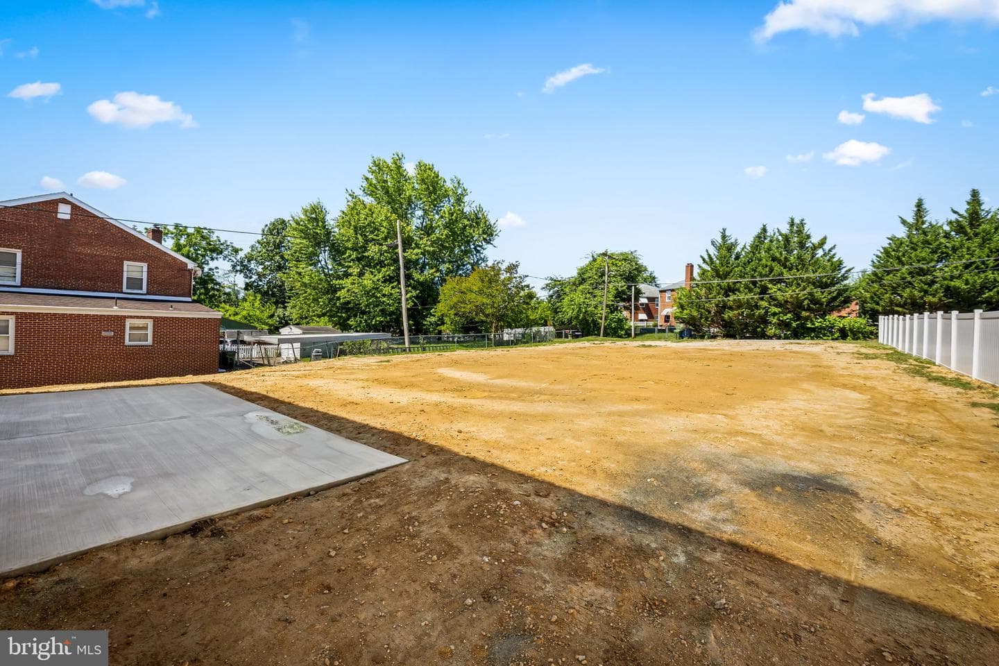 6806 Everall Avenue photo 40