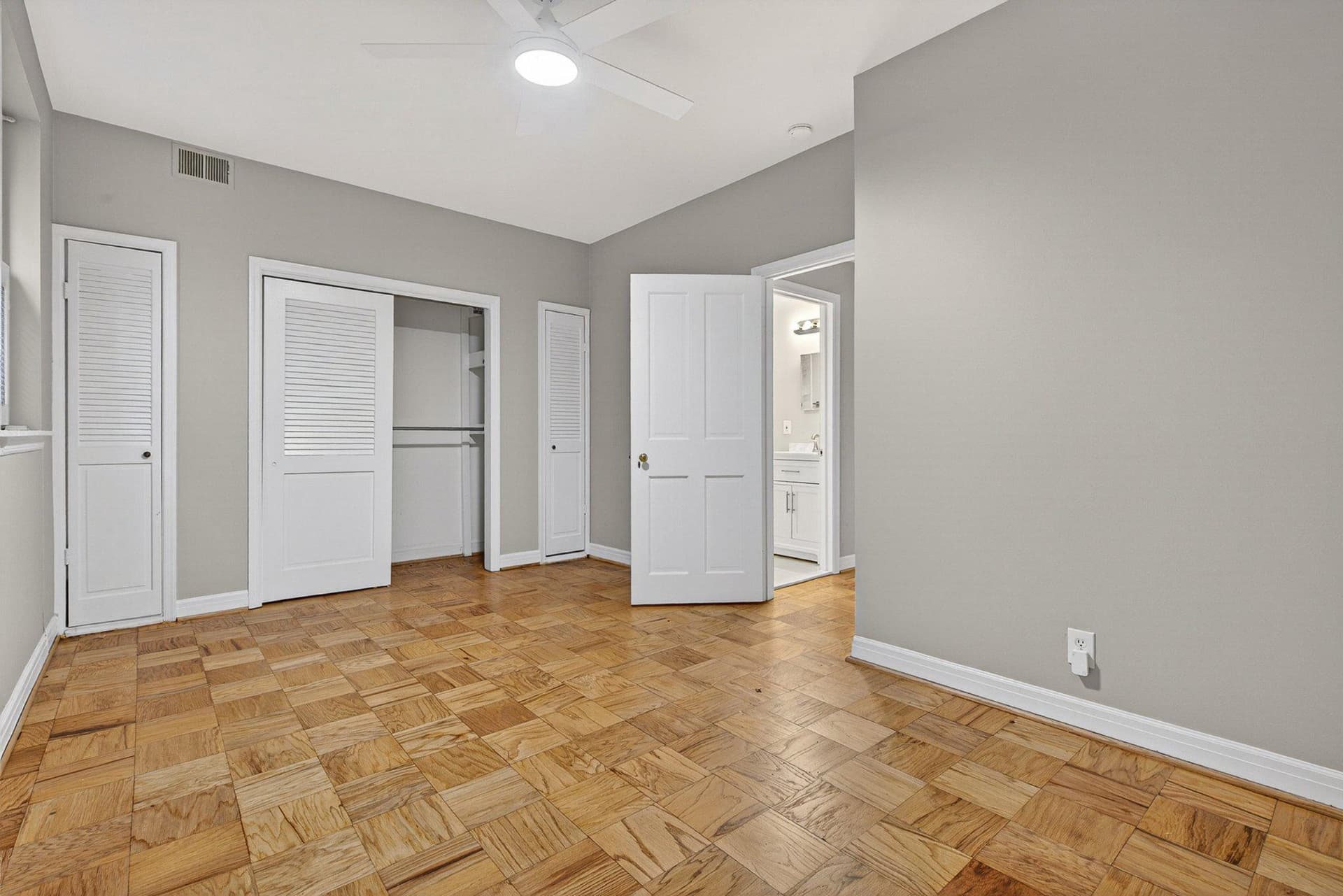 1227 Park Avenue #8 photo 18