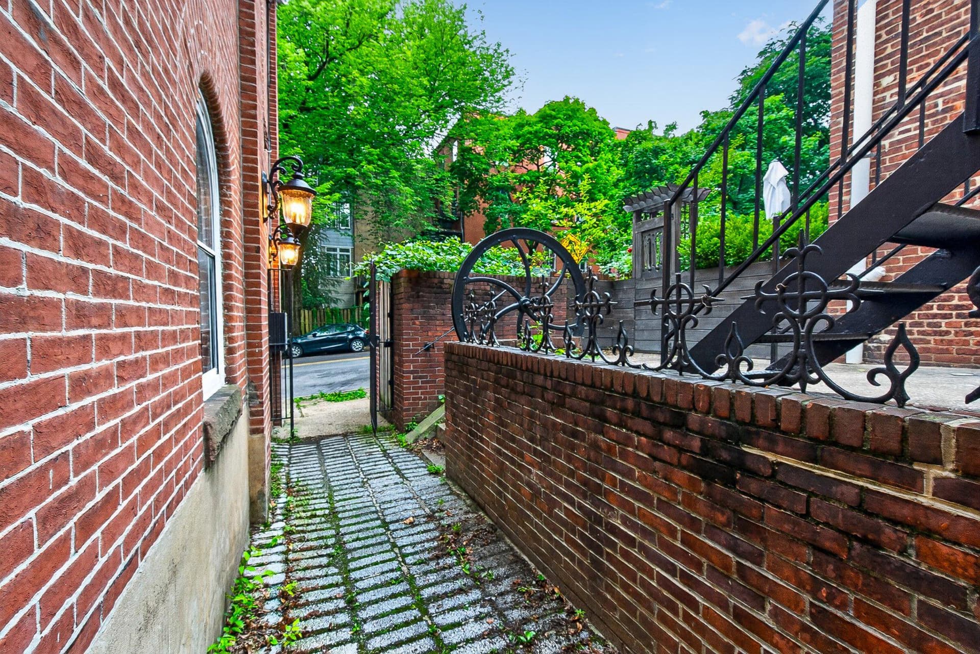 1227 Park Avenue #8 photo 22