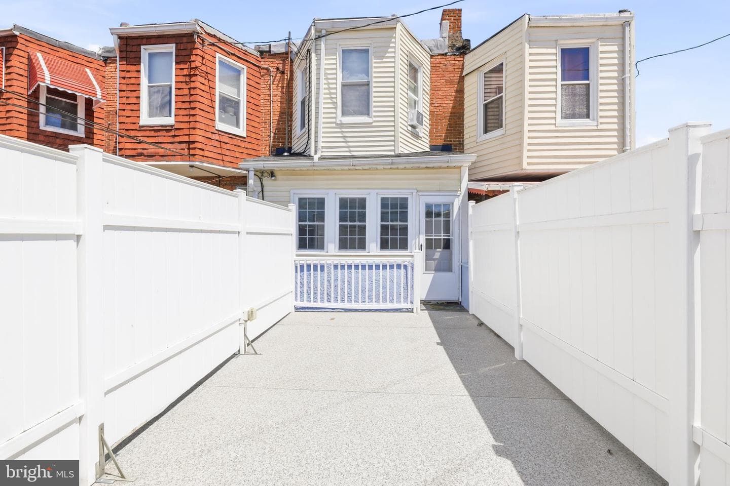 1303 Weldon Avenue photo 12