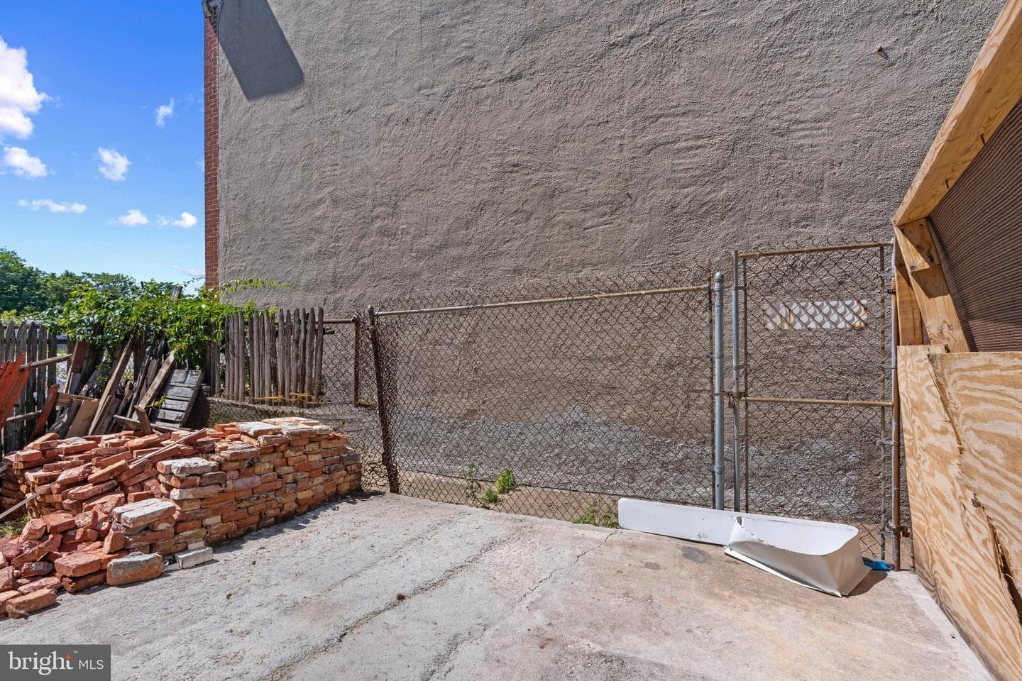1202 E Lafayette Avenue photo 10