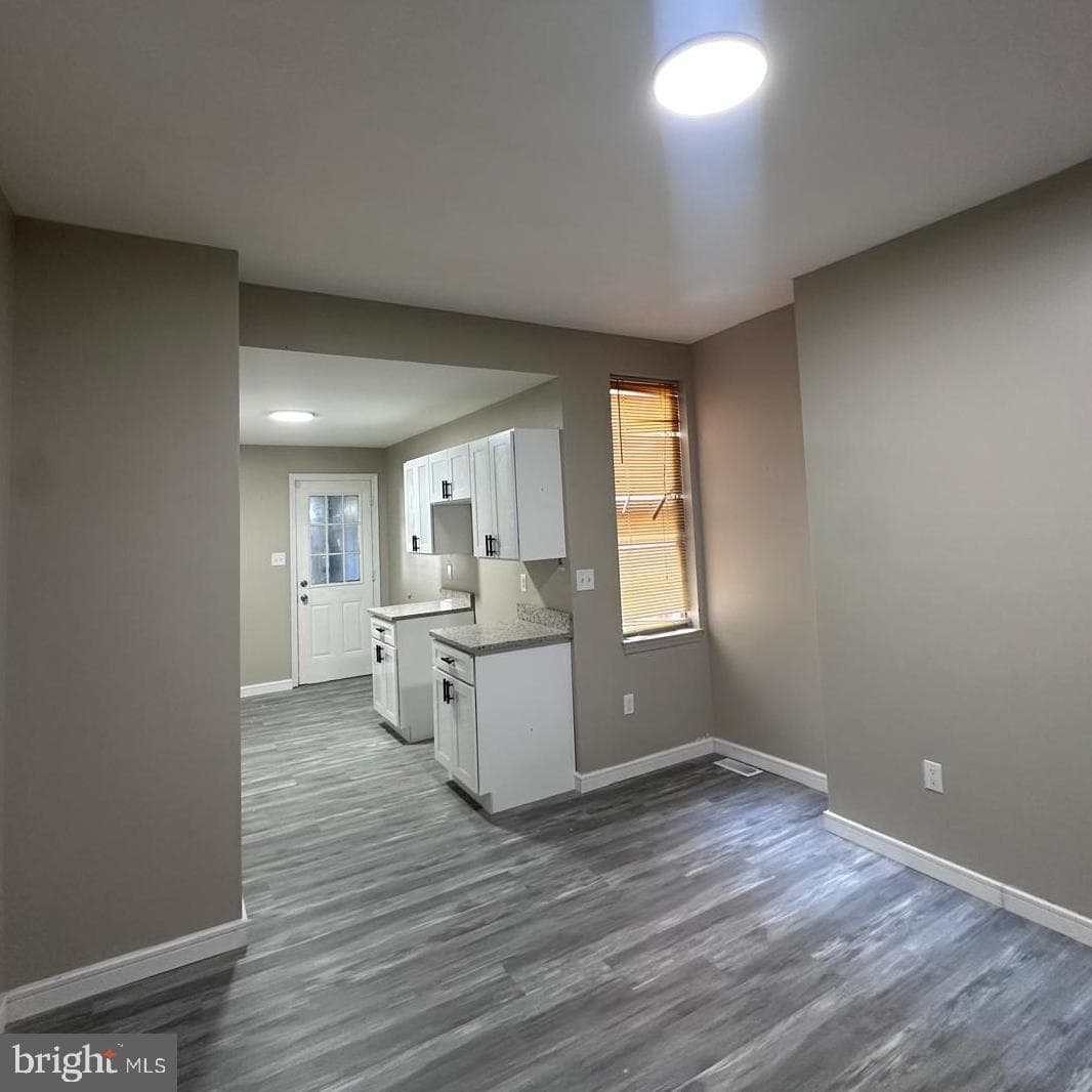 1202 E Lafayette Avenue photo 16