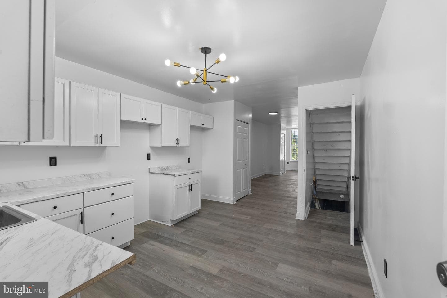 1838 Laurens St photo 11